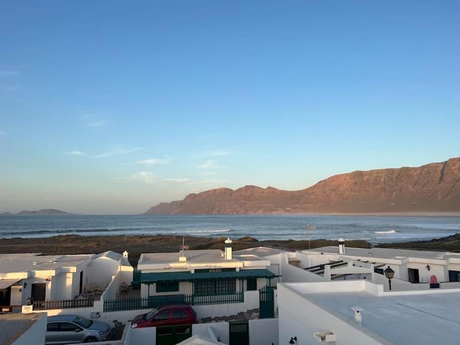 Famara, Apto. En Zona Tranquila A 200M Del Mar. Apartment Exterior foto