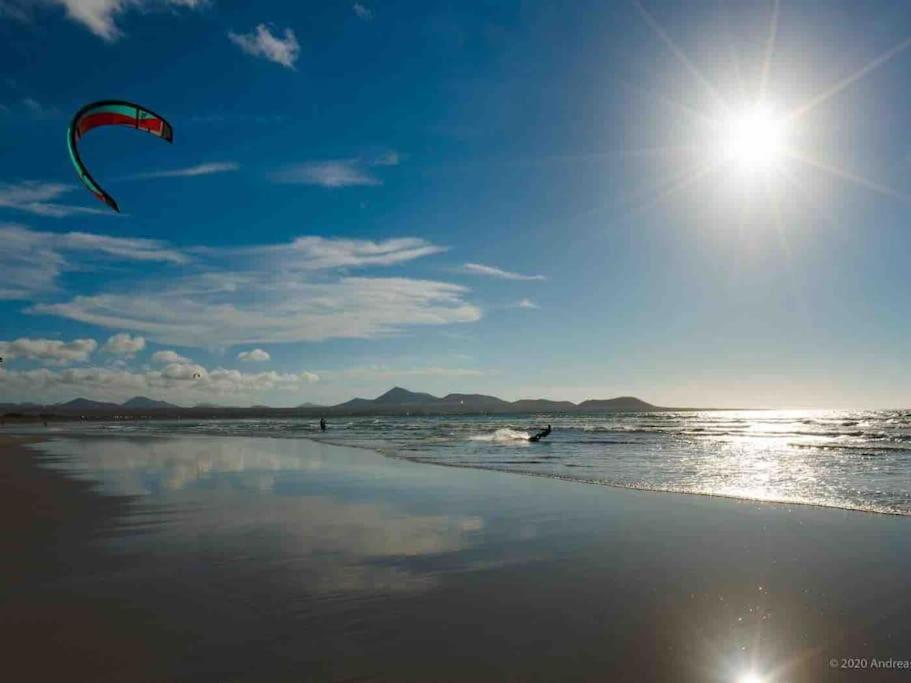 Famara, Apto. En Zona Tranquila A 200M Del Mar. Apartment Exterior foto