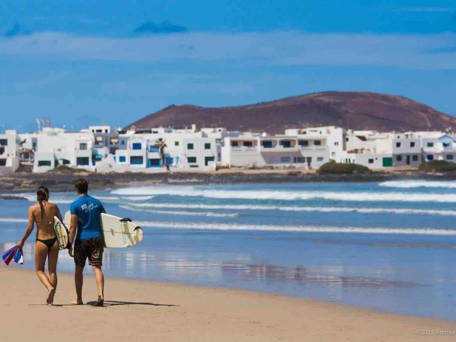 Famara, Apto. En Zona Tranquila A 200M Del Mar. Apartment Exterior foto